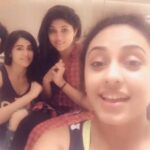 Pearle Maaney Instagram - How girls laugh when boys are around 😎😂😂😂😂❤️ @samyuktahornad n @adah_ki_adah
