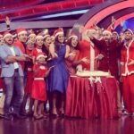 Pearle Maaney Instagram - Christmas celebration on D2 floor!