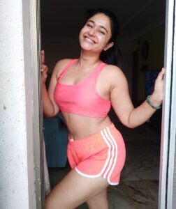 Poonam Bajwa Instagram - It's a good morning It's a great morning It's the best morning ever In the history of mornings❤️ Much much love to you !