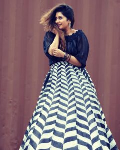 Priyanka Deshpande Instagram - Heal, learn, grow, love🤍
.
.
.
.
📸: @camcrowphotographi 🤍
👗: @styl_chennai 🤍