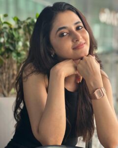 Priyanka Mohan Instagram - 🖤
