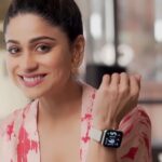 Shamita Shetty Instagram – Stylish and chic not only defines me but also my New Timex Fit 2.0! So here’s to being connected on the go in style with my new Timex Fit 2.0IGo to your nearest Authorised Timex Retailers and get your hands on this smartwatch today! @timex.india

 #TimexFit #Timex #ad