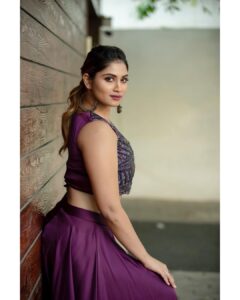 Shivani Narayanan Instagram - Ellaam Nanmaike 😊🤍
@kiransaphotography 
@shreshta_iyer 
@renasci.in 
@makeupbywanshazia 
@ashwinihairandmakeup
