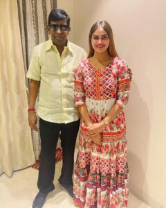 Shivani Narayanan Instagram - From seeing my memes and trolls with his pictures to sharing screen space with him . 
Happy to be associated with @lyca_productions for Naai Sekar Returns acting alongside The Legendary Actor Vadivelu sir . 
#thalaivanreturns #naaisekarreturns #santhoshnarayananmusical #suraajdirection