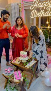 Shivani Narayanan Instagram - Friends like Family 💕 5/5/2021 
Beautiful Birthday Cake @le_confectionery