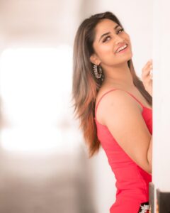 Shivani Narayanan Instagram - ❤️
📸 @camerasenthil 
👗 @chakrabortymukta