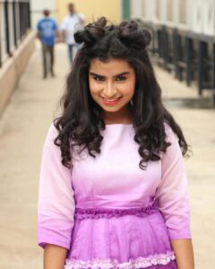 Sivaangi Krishnakumar Instagram - Rendu Bun Hairstyle 🤪
Outfit : @radheyscouture 
PC @vikram__offi