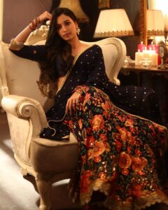Srinidhi Ramesh Shetty Instagram - ♥️🤍💜💚💛

This one's for @ashwin_ash1 @hassankhan_3 & entire team💥

From all those initial meetings, to creating these wonderful outfits to numerous fittings, u guys have made #Reena so memorable for me ♥️

Thankyou for showing #Reena in the brightest of colors 💫
You guys are remarkable at what you do and I wish you & ur team all the more success 💥 lots of love💫

#KGFChapter2 #Reena #glimpses #Stylefiles