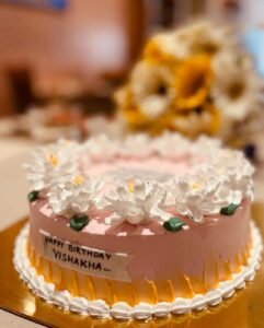 Vishakha Singh Instagram - Thank you for the wishes, love and affection ❤️

05.05.2022 🎂 🎉 🎈 

#happybirthdaytome #gratitude