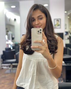 Andrea Jeremiah Instagram - The week that was 💇🏻‍♀️🐶🎤💐💫💕
