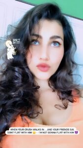 Anjali Lavania Instagram - When your crush walks in - and your friends say, “act cool -don’t flirt with him!” 🙃😋

I’m not gonna flirt with him - but at the same time - I can’t help it 🤷🏻‍♀️ It is what it is 😈

#reelviral #dontflirtwithhim #reelitfeelit #anjelliluvania #actcool #crushmemes