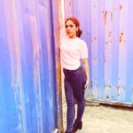 Bhumi Pednekar Instagram - Waiting for the weekend like ...✌🏻 . . . #friday #mood