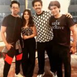 Bhumi Pednekar Instagram - जन्मदिन with Bala & Chintu Ji @ayushmannk @kartikaaryan ❤️ And @junochopra just living by his motto ‘get to receive’ . . #Bala #PatiPatniAurWoh #birthdaygirl #love #lucknow Novotel Lucknow Gomti Nagar