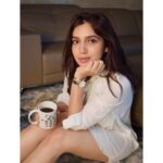 Bhumi Pednekar Instagram - There is so much to be grateful and happy about :) #Monday #Morning #Motivation