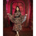 Bhumi Pednekar Instagram - Sway with me :) . . . #gratitude #love #instafam #stylefile #durgamati