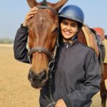 Chaitra Reddy Instagram - One can get in a car and see what man has made. One must get on a horse to see what God has made.✨ Thank you @rakeshsamalafilms ❤️ for pushing me to do this , learning new things in life is always fun❤️
