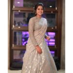 Chaitra Reddy Instagram - Shades of •HAPPINESS• PC:@sevenqweddings Jewellery:@bcos_its_silver ❤️