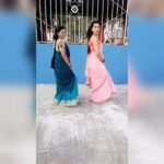 Chaitra Reddy Instagram - 🌼this was so much fun🌼 #slidetotheright#slidetotheleft#criscross ~Very important~ Video courtesy:@nivezzzz