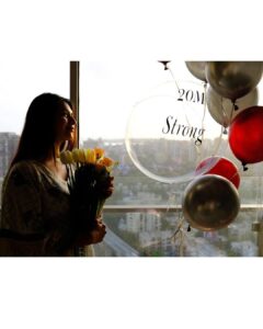 Divyanka Tripathi Instagram - #20MillionStrong 🎈 Thank you...yes YOU...for becoming an indispensable part of my life! I'm celebrating presence of You!🤗 Moments beautifully captured by @vivekdahiya