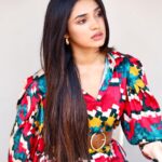 Krithi Shetty Instagram - You gotta do what you gotta do 🤪 #clip #fashionhacks #perfectlyimperfect • • Outfit - @saakshakinni