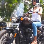 Malavika Mohanan Instagram - Coz why should boys have all the fun? 😜 🏍 #RoyalEnfieldMeteor ♥️