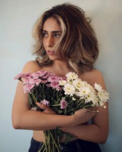 Neha Bhasin Thumbnail - 19.7K Likes - Most Liked Instagram Photos