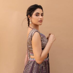 Priyanka Mohan Instagram - Purple Haze💜 

Styled by @pallavi_85 @openhousestudio.in 
Outfit @surbhiguptaofficial 
Earrings @houseofqc 
M&H @kalwon_beauty @marella_makeupstudio 
📸 @kiransaphotography