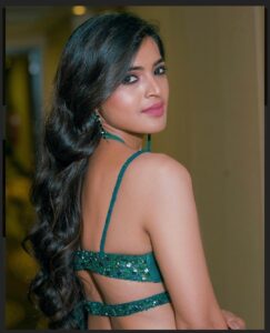 Sanchita Shetty Instagram - ❤️

Photography : @officialmuhammedadil 
Costume designed by : @naziasyedofficial @naziasyedofficial 
Makeup Hair : @anamica_hmua 
Event : @iifa 
Special thanks : @easemytrip 

#iffa2022 #abudhabi #dubai  #sanchita #sanchitashetty #spreadlovepositivity ❤️