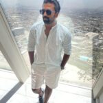 Shanthanu Bhagyaraj Instagram - 𝒞𝒶𝓁𝓂 … 𝒾𝓈 𝒶 𝒮𝓊𝓅𝑒𝓇 𝒫𝑜𝓌𝑒𝓇 💫 𝒰𝓈𝑒 𝒾𝓉 📸 : @kikivijay11 #instagood #instagram #insta #instalike #dubai #dubailife #dubai🇦🇪 #throwback #throwbackmemories #portrait #portraitphotography Burj Al Arab
