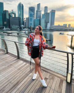 Sonakshi Sinha Instagram - It was a very different birthday for me this time… away from home, away from my phone, quiet and contemplative! Am i older? yes. Wiser? Lol. Grateful??? Every single moment. For everyone who sent me love, flowers, thoughts, prayers, wishes… i couldn’t thank you enough… for that is what keeps me going ❤️ Singapore, Singapore