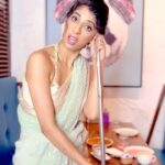 Aishwarya Sakhuja Instagram - Being married is like having the freedom to do everything... I don't want to, but I have to. . . 📍: @chinchinchumumbai . . #feelkaroreelkaro #feelitreelit #reelsindia #comedy #comic #comedyvideos #explorepage #viral #reeling #aishwaryasakhuja