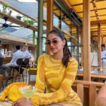 Banita Sandhu Instagram - yelloooo friends 👋🏽 London, United Kingdom