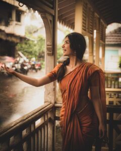 Kashmira Pardesi Instagram - @kalyaam_  x @mohinidharne x @ashwin_harke x @almostdisha