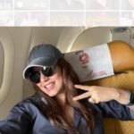 Mahima Chaudhry Instagram - My work has taken me places ,met some wonderful people .. it’s a joy to run into them again like the current Gm Taj hotel lukhnow vinod pandey met me years ago at Umaid Bhavan Jodhpur , his first job my second job after The Pepsi commercial ..I was shooting my second ad film for CAMAY soap!On this same trip I ran into an ex jet airways attendant @bhavesh.mistry.338 now with Air india .. oh this trip was eventful. To chat & know where all life has taken them and what all they’ve been upto was lovely 😊 @tajmahallucknow @tajhotels