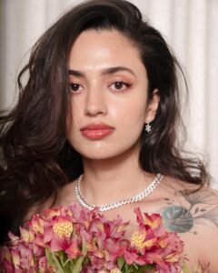 Malvika Nair Instagram - 🦄🌸

Jewellery @evoljewels 
MUA @anusha.ramakrishna 
Styling @shefalideora_ 
Assisted by @payal.lodha86 

✨Shot by @megvee_ ✨