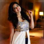 Nabha Natesh Instagram - Showstopper for Zariya by Nisha Natarajan at Bangalore Fashion Week #actor#model#ramp#love#movies<3