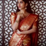 Nabha Natesh Instagram - Wishing everyone a happy Dussehra 🌺🌺 : : : Saree : @mangalagowrisilks Jewelery: @rsbrothers_jewellers Blouse @akruthi_label Styled by @impriyankasahajananda Photography @thescienceofphoto