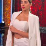 Nikki Tamboli Instagram - Much like white, I'm a classic🤍 . . . . . . #nikkitamboli #white #love #glam #classic