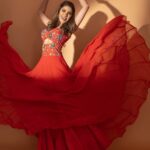 Nikki Tamboli Instagram - Don’t just exist, live 👸🏽 Shoot for @fablookmagazine Styled by @milliarora7777 Assisted by @stylescape__ Wearing @nidhhi_l_mahajan Mua @smridhimehtamua Hair @nadeem.artist Shot by @shutterstrings Publicist - @planetmediapr . . . . . #nikkitamboli #red #love #princess #livelife #onelife #happiness #yolo