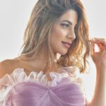 Nikki Tamboli Instagram - I’m the feeling you’ll never forget 👰‍♀️💜 Makeup: @elinaz.mua Hair: @danihairstylist1 Outfit: @zeenazaki 📸 @anoop.devaraj . . . . . . . . #nikkitamboli #purple #princess #daylight #tanned #fairytale #dubai #dubailife #love #happiness #vibe Dubai, UAE