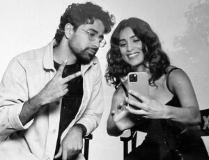 Pallavi Sharda Instagram - Easy breezy like mac and cheesy!

Ravi & Asha. Wedding Season movie drops on @netflix August 4th!