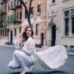 Pooja Jhaveri Instagram - My favorite is the 3rd picture ! . . #swipeleft . . Outfit: @sajdabysuman 📸 : @satanssj . . #photoshoot #fashionphotoshoot #streetphotography #newyork #fashiondesigner #fashionweek #desigirl #desioutfit #indianwear #indiandesigners #fashionista #instagram #instagood #instafashion #instadaily #instanewyork New York City, N.Y.
