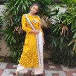 Raveena Daha Instagram - If your dreams appear impossible, there is a wrong man in your life !🤷 Outfit from:@shree__fashion_ ❤️ #raveena #raveenadaha