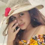 Raveena Daha Instagram - Love is like a butterfly 🦋 it goes where it pleases, it pleases where it goes ! 💯❤️ Outfit from: @gifts_shoppin_paradise #raveena #raveenadaha