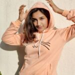 Raveena Daha Instagram - Relationship status: I’ve acquired the hoodie.😍😜 Hoodie from : @thefancystore.in 😍 #raveena #raveenadaha