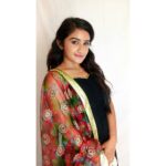 Raveena Daha Instagram - Um, why did you let me wear this ?♥ #photography #sundayfunday #lockdown #poser #poser #mobilephotography #shootathome #blacklove #instagood #raveena #raveenadaha