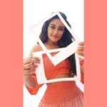 Raveena Daha Instagram - NOW WE ARE A HAPPY FAMILY OF 30K 😍😍😘 This post is just a shoutout to everyone who made this journey so incredible 🔥 You guys are amazing 💯 my love go out to all who have made getting here soo enjoyable through their likes, comments and messages!💗 I LOVE YOU ALL MY AMAZING FOLLOWERS 🙏❤️ #happy30kinstafam #30kfamily #love #happiness #life #raveena #raveenadaha