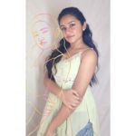 Raveena Daha Instagram - Be young• Be dope• Be proud 👑 SWIPE👉👉.. #photography #poser #mobilephotography #instalove #poser #raveena #raveenadaha