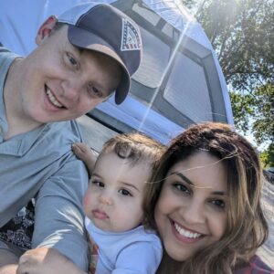 Richa Gangopadhyay Instagram - Summer beach days are the best days ☀️⛱️ 🩴💛