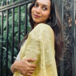 Sanchana Natarajan Instagram - 💛